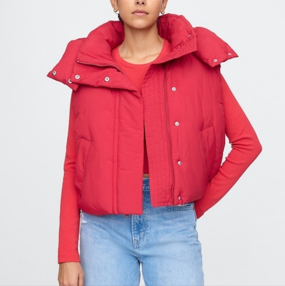 Gap Puffer Sleeveless Vest